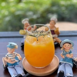 น้ำส้มคั้นสด