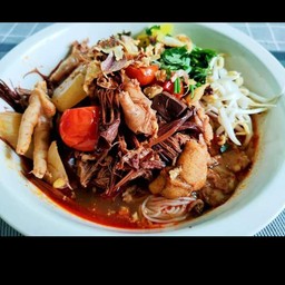 ขนมจีนน้ำเงี้ยว