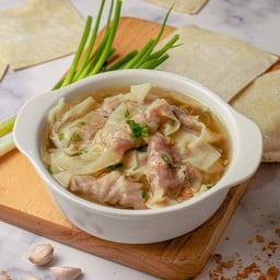 เกี๊ยวหมูน้ำใส