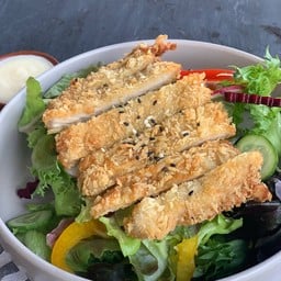 สลัดหมูทอด