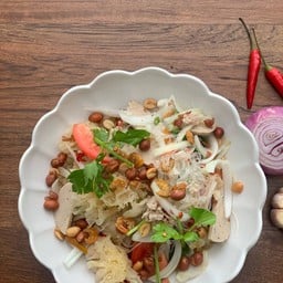 ยำวุ้นเส้นโบราณหมูสับ