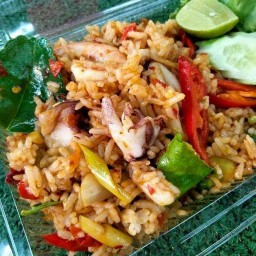 นุ่นไก่กรอบ5บาท&อาหารตามสั่ง&ราดหน้า&ผัดไทหอยทอด