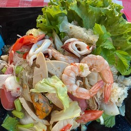 มิว มิว มีโอ ยำแซ่บ (Miw Miw Meo Yum Zabb) แหลมฉบัง (Leam Cha-bung)