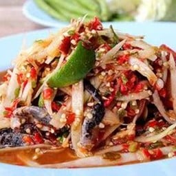 ส้มตำ ร่มแฝก