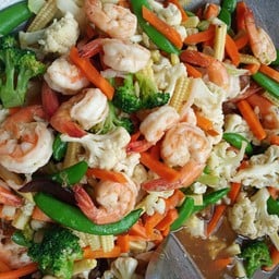 ผัดผักรวมกุ้ง