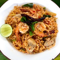 ข้าวผัดต้มยำกุ้ง