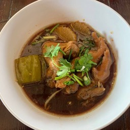 ก๋วยเตี๋ยวไก่มะระ