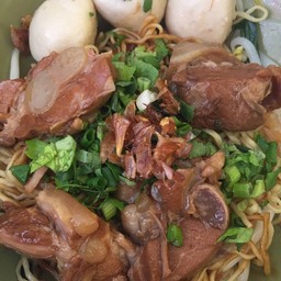 ก่วยเตี๋ยวหมู