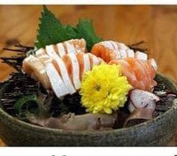 ซาชิมิแซลมอนส่วนท้อง