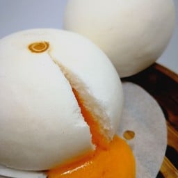 ซาลาเปา ลาวาไข่เค็ม ( 1 ลูก )