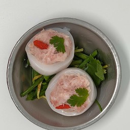 ปลาหมึก ยัดไส้หมู