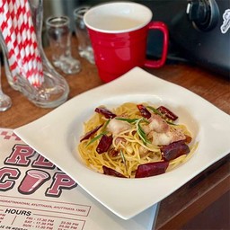 Red Cup craft street bar