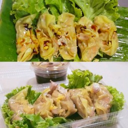 เกี๊ยวนึ่ง เจ๊ตู้