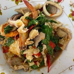 น้องลี ซีฟู้ด