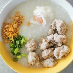 โจ๊ก + เกาเหลาเลือดหมู