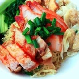 ร้านก๋วยเตี๋ยวกลางคืน