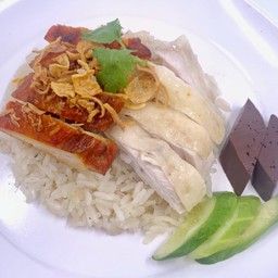 ข้าวมันไก่ตอน+ไก่ย่าง