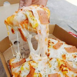 M&M Pizza สาขาโป่งสะเก็ด