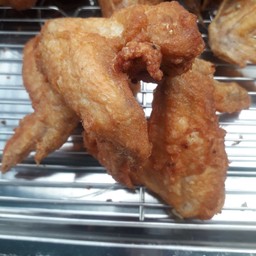 ปีกไก่ทอด