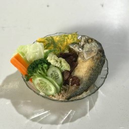 ครัวดาริน แซ่บนัวครัวอีสาน ข้าวน้ำพริก อาหารตามสั่ง อาหารอีสาน