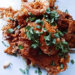 ร้านผัดไทย-หอยทอด(หน้าวัดกลาง)