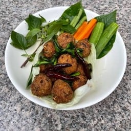 ลาบหมูทอด