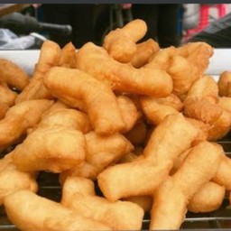 ปาท่องโก๋