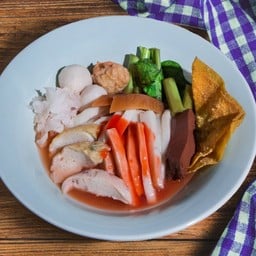 ก๋วยเตี๋ยวเย็นตาโฟ