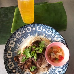 ข้าวเนื้อตุ๋น