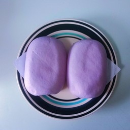 หมั่นโถวมันม่วงนมสด