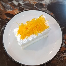 เค้กฝอยทองครีมนมสด