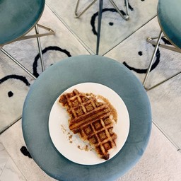 ฟินสุดด Croffle ครอฟเฟิลลลล 1 ชิ้นใหญ่ๆ( อบร้อน )