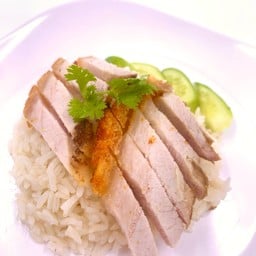 ข้าวมันหมูกรอบ