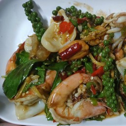 ข้าวราดผัดฉ่า