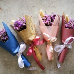 Valentine Special  Flower Bouquet  ของขวัญช่อดอกไม้ ขนาดน่ารัก