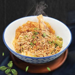 ก๋วยเตี๋ยวต้มยำหมูสับล้วน