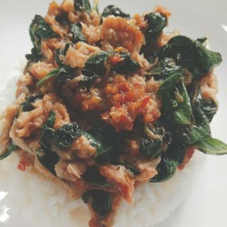 ข้าวกะเพราทูน่า