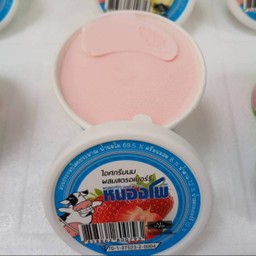 ไอศกรีมหนองโพ รสสตรอเบอรี่