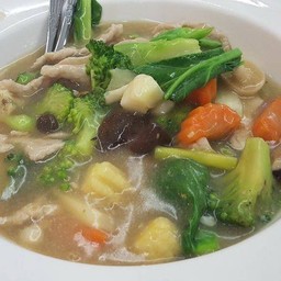 Stir-Fried Noodles with Gravy