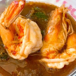 แกงส้มผักรวมกุ้งสด