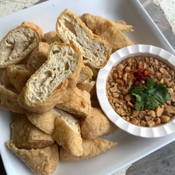 ตะกั่วทอด (เต้าหูทอด)