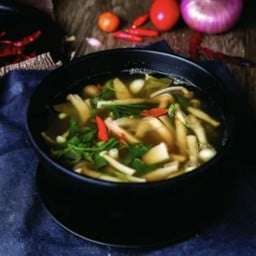 แกงเห็ดสามอย่าง