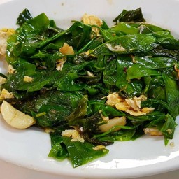 ผักเหลียงผัดไข่