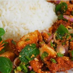 ร้านคูณข้าว ข้าวยำไก่แซ่บ