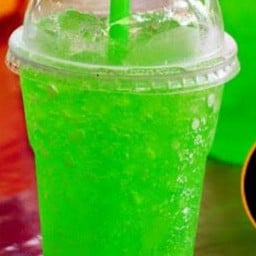 น้ำเขียวมะนาวโซดา