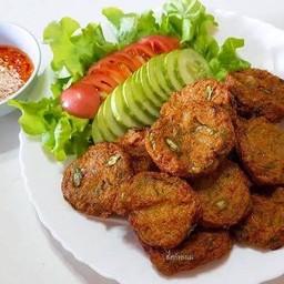 ทอดมันปลากราย ( คุณสมเรียง )