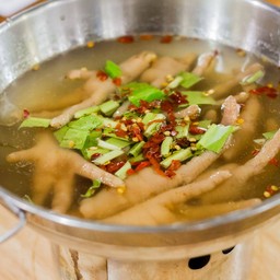 ต้มซุปเปอร์ตีนไก่