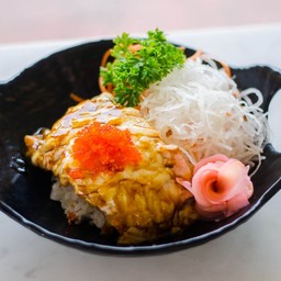 ข้าวหน้าแซลมอนเบิร์นชีส+ซุปมิโซะ