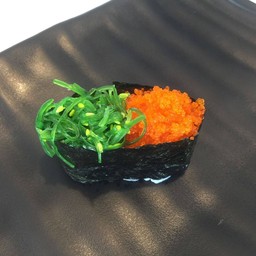 ยำสาหร่ายไข่กุ้ง