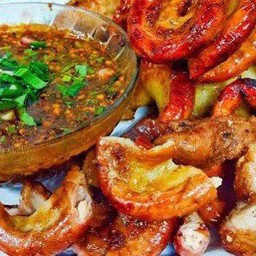 ไส้หมูย่าง